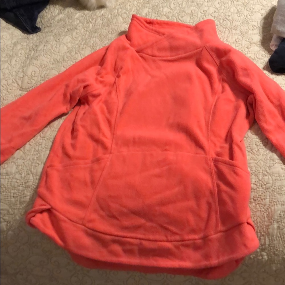 Coral workout sweatshirt
